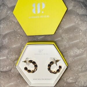 Earring Reveal Gold and Black Hoop Earrings